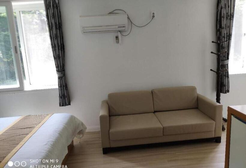 Четырехместный Номер Стандарт, Star House/星之家酒店