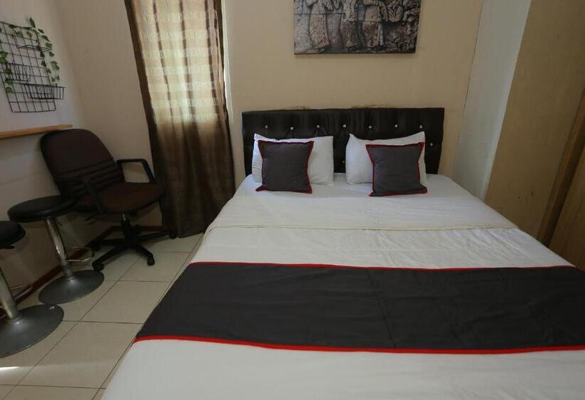 اتاق لوکس, Capital O 93372 Aurora Residence