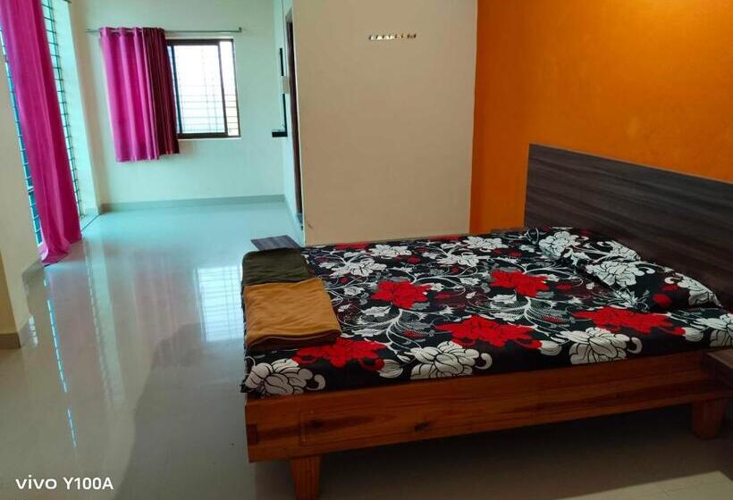 三人经典房间, Spot On Shri Venkateshwara Lodging