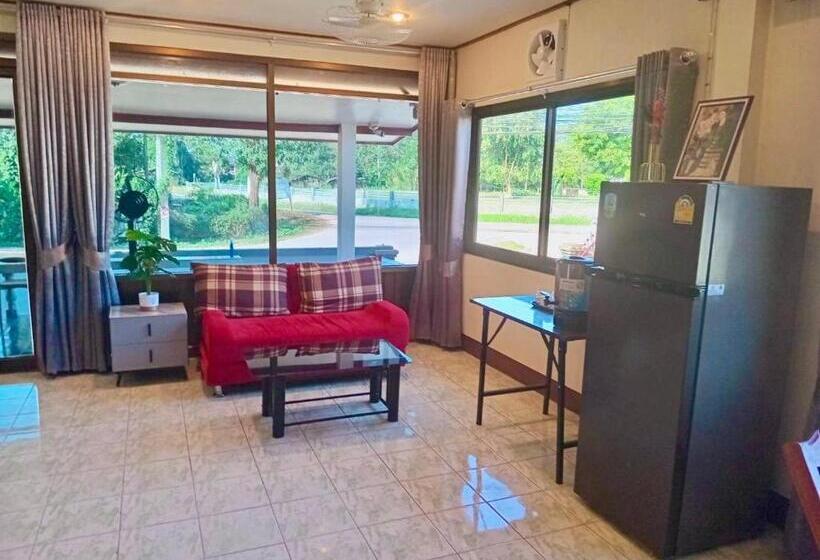 Семейный Номер, Baan Kraziprak บ้านกระซิบรัก