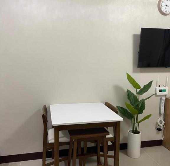Студио Стандарт с Балконом, Ckk Condo Unit