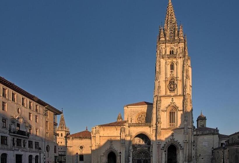 带共用浴室的标准房间, Alojamiento Oviedo 1