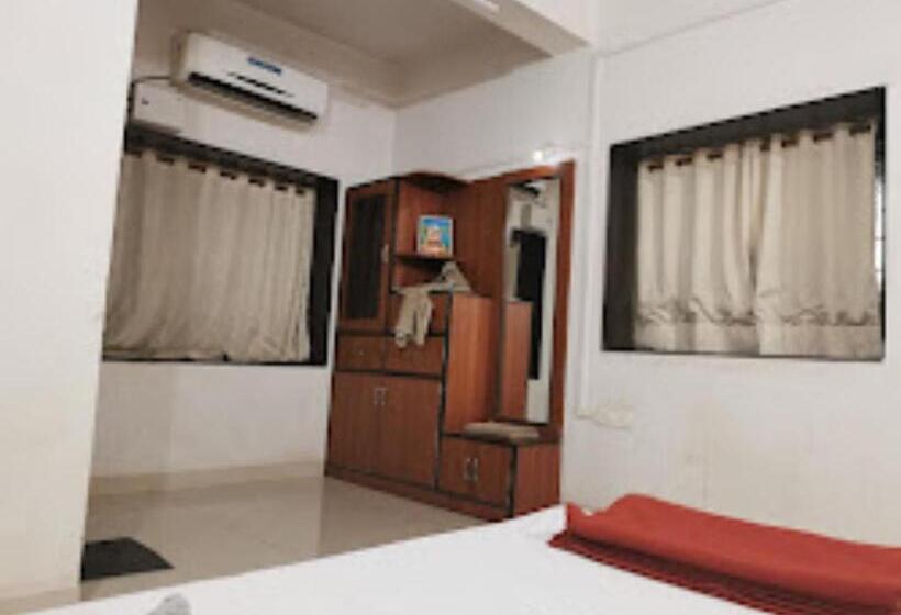 Номер Deluxe, Amraban Resort, Chiplun