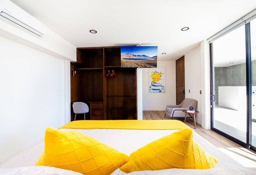 חדר דלוקס, Kuko Suites
