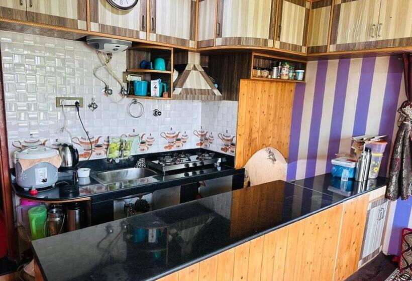 Номер Deluxe, Sheen Homestay