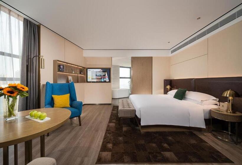 Quarto Deluxe, Echarm Plus Hotel   Taihu Garden Metro Station, North Changjiang Road Wuxi