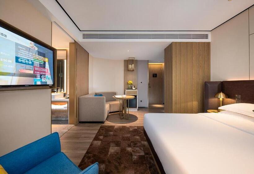 Quarto Superior, Echarm Plus Hotel   Taihu Garden Metro Station, North Changjiang Road Wuxi