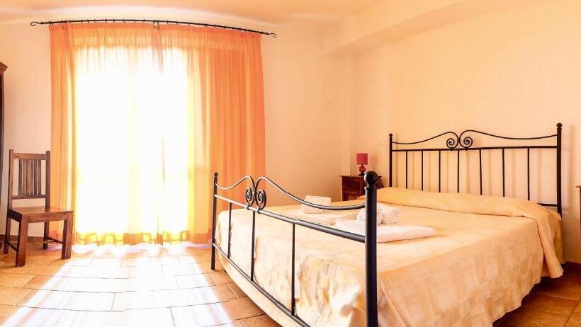 带1个卧室的公寓, Residence Surrounded By Greenery With Swimming Pool In Sorano