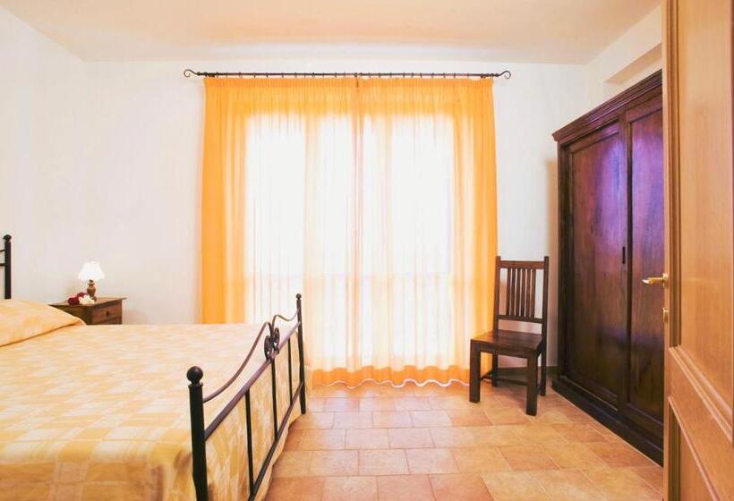 带1个卧室的公寓, Residence Surrounded By Greenery With Swimming Pool In Sorano