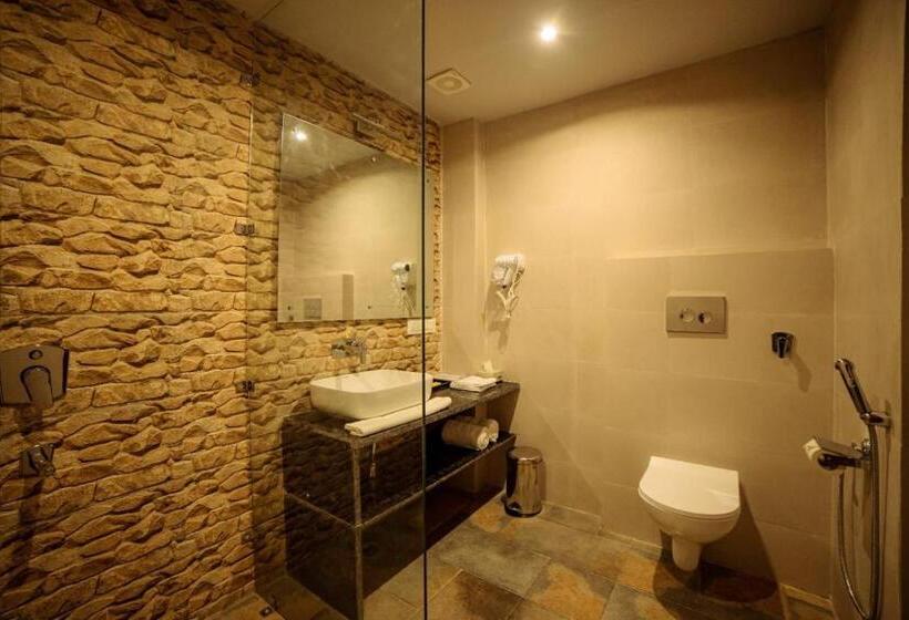 스탠다드 룸 풀장 전망, Eko Resort Vanya   Jim Corbett