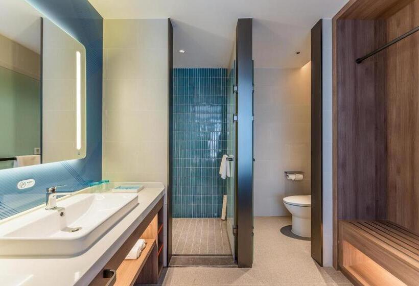 스탠다드 룸 킹사이즈 침대, Holiday Inn Express Yuhuan Wetland Park, An Ihg