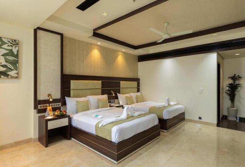 سوییت خانوادگی, Royal Rawal   Luxury Boutique