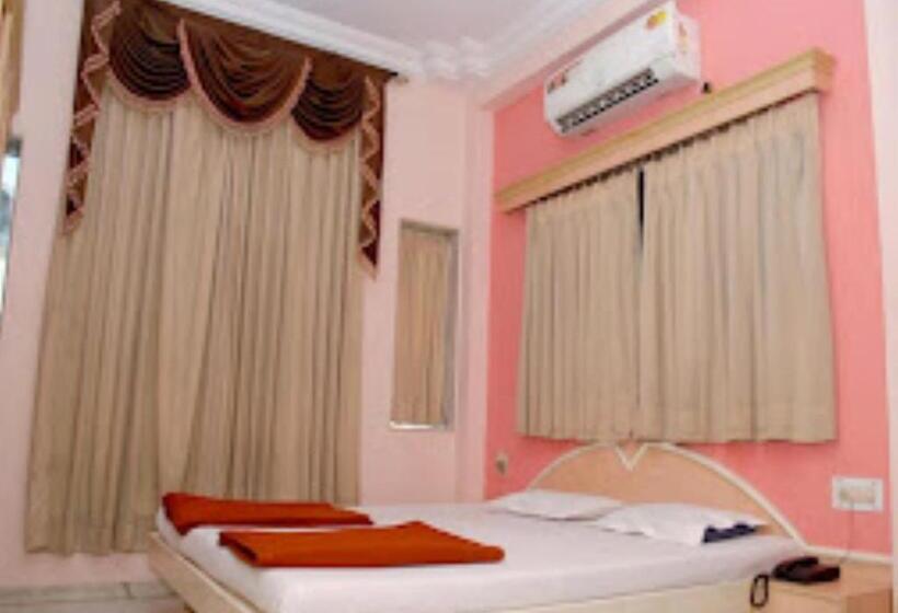 带大床的标准间, New Hotel Shalimar Jalgaon