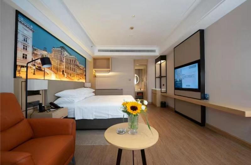 Номер Superior, Vienna International Hotel   Changsha Yuelu Lugu Hi Tech Zone