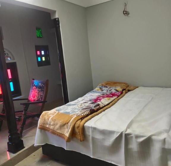 اتاق لوکس, Jaipur Backpackers