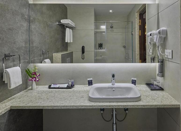 Семейный Номер, Grand Continent Hosur A Sarovar Portico Affiliate