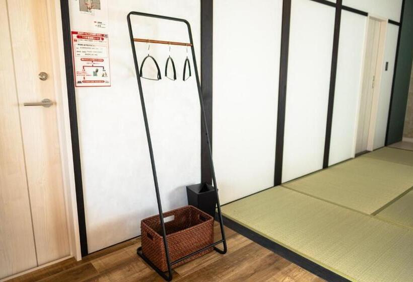 اتاق استاندارد چهار تخته, Niseko Powder Chalet