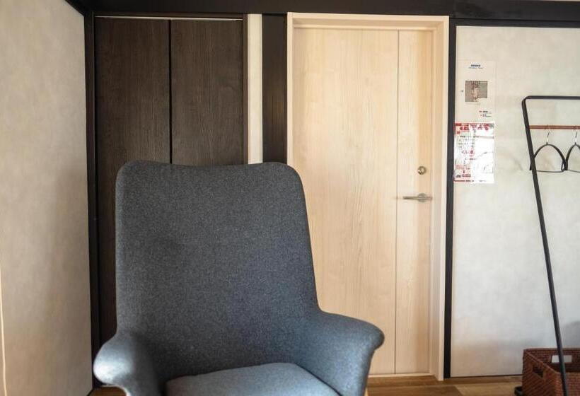 اتاق استاندارد چهار تخته, Niseko Powder Chalet