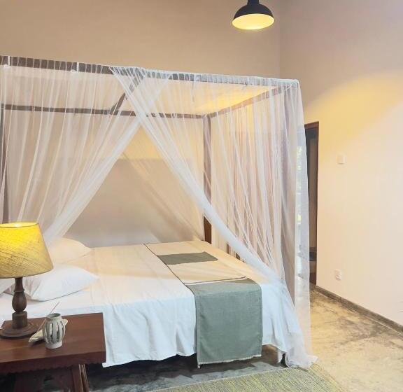 Стандартный Номер Кровать Кинг, Galle Fancy Guesthouse, 5 Ac Bedrooms Villa