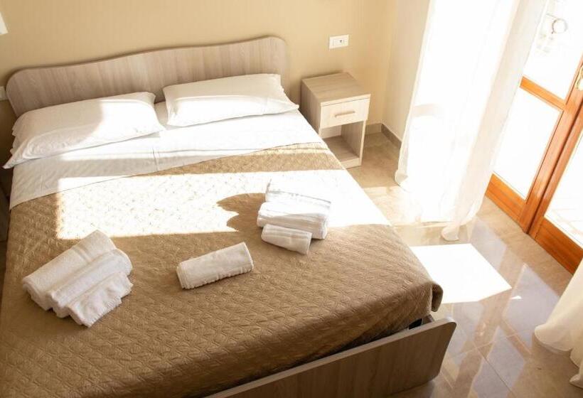 Номер Стандарт Вид на Море, Bed & Breakfast Nonno Gigi   Falerna Marina