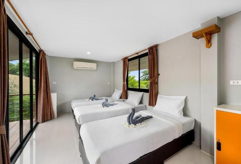 Номер Стандарт Трехместный, Chill Inn Samui Hostel And Restaurant