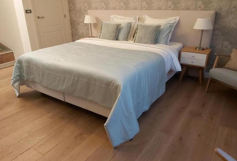 디럭스 룸, B&b Asmara
