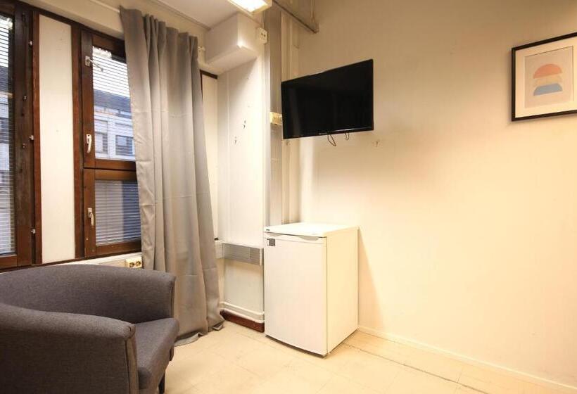 스탠다드 룸 공동 욕실, Forenom Hostel Vantaa Kehä Iii