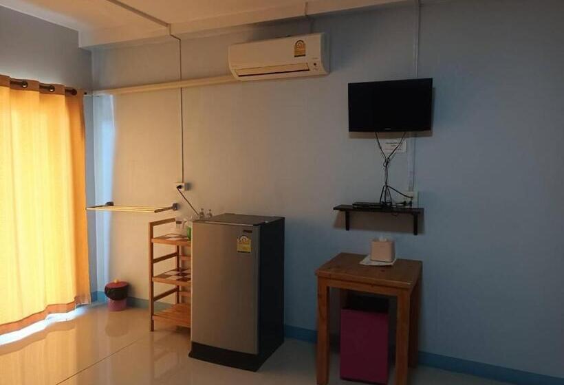 Семейный Номер, Center Place Ang Thong