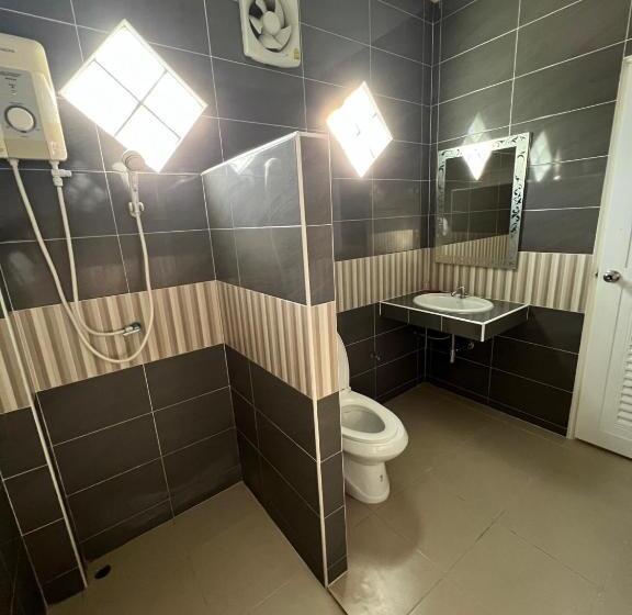 스탠다드 룸 킹사이즈 침대, Nuttida Resort ณัฐธิดา รีสอร์ท
