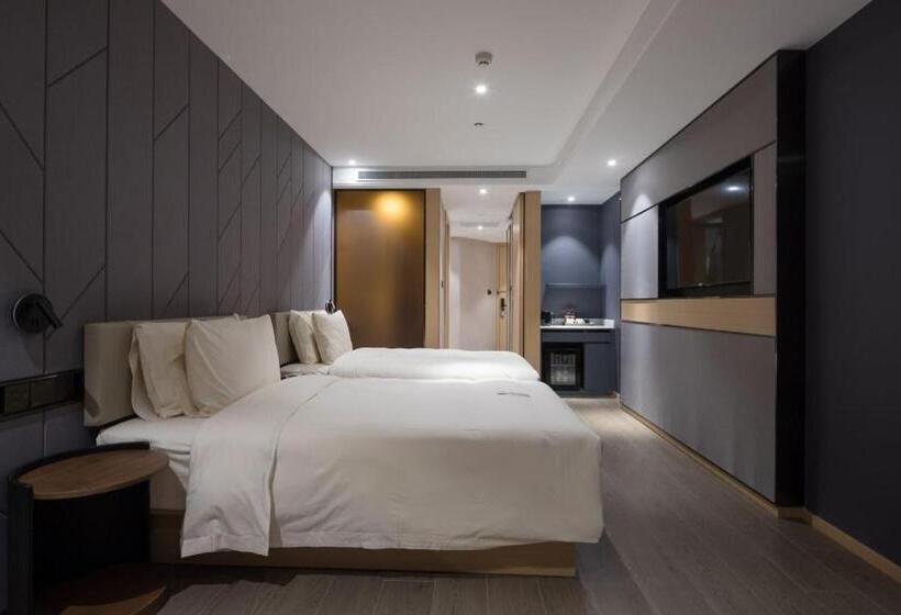 Номер Superior, Atour Hotel Gangding Metro Station Taikoo Hui Tianhe Guangzhou     Free Shuttle Bus Service Between