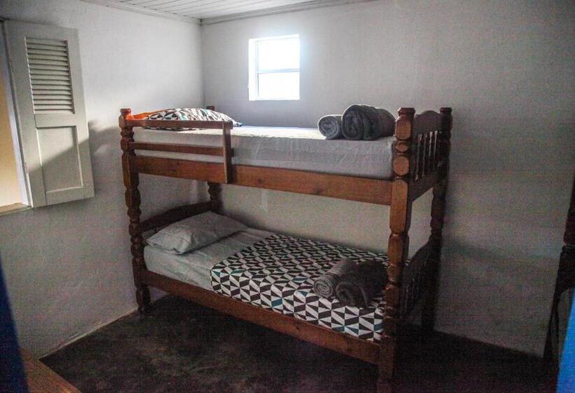 Номер Стандарт Четырехместный Совместный Санузел, Calango Hostel
