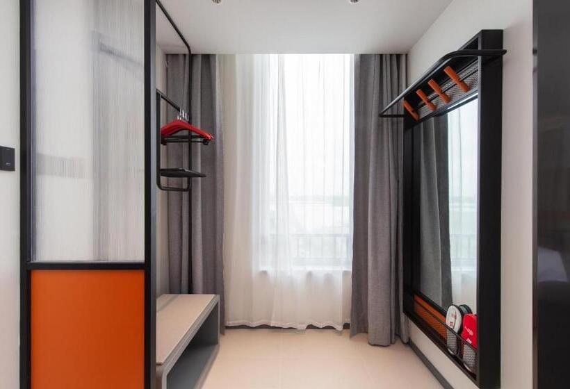 Номер Deluxe, Ibis Li Wang Road, Jiaodong Airport