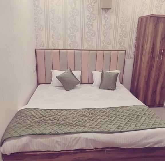 豪华房间, Krishna Hotel Gandhinagar