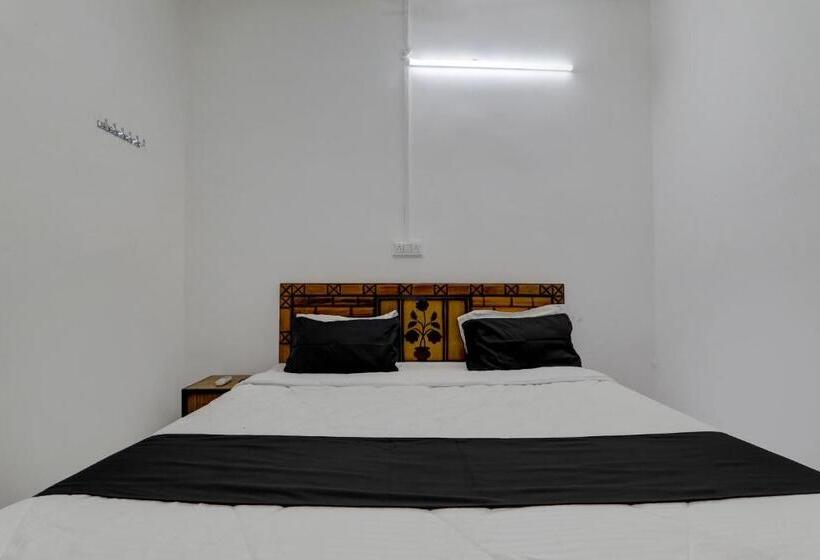 Трехместный Номер Классика, Oyo Flagship Chitra Guest House