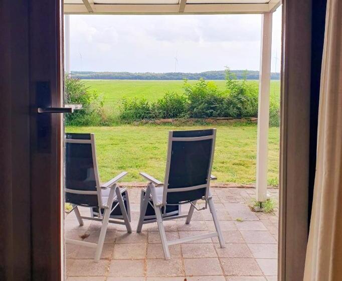 Четырехместный Номер Стандарт Вид на Сад, B&b Villa Artem