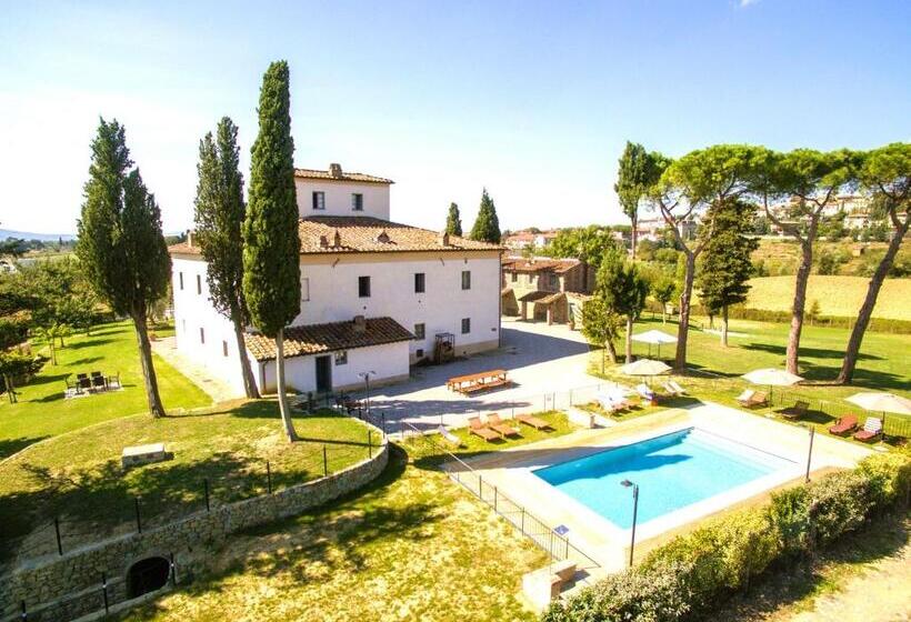 Апартаменты 1 Спальня, Isa Farmhouse With Swimming Pool Just 20 Minutes From Arezzo, Apartments With Panoramic Views