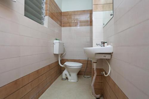 标准间带阳台, Garg Complex Guesthouse