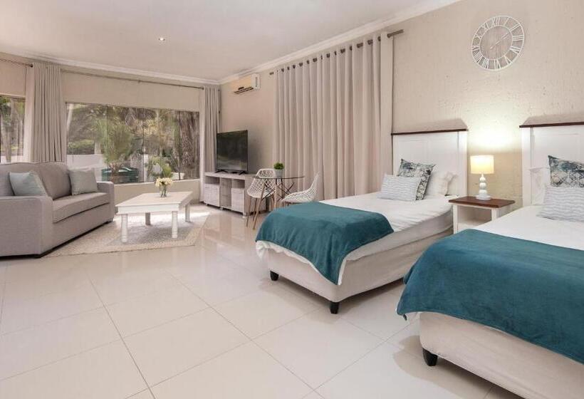 اتاق خانوادگی با چشم‌انداز باغ, The Beach Palace Ramsgate