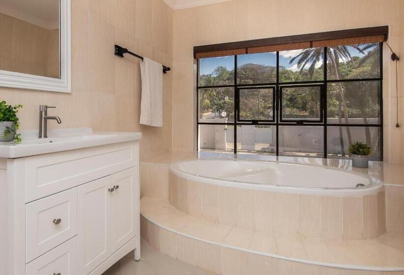 غرفة قياسية مطلّة علي الحديقة, The Beach Palace Ramsgate