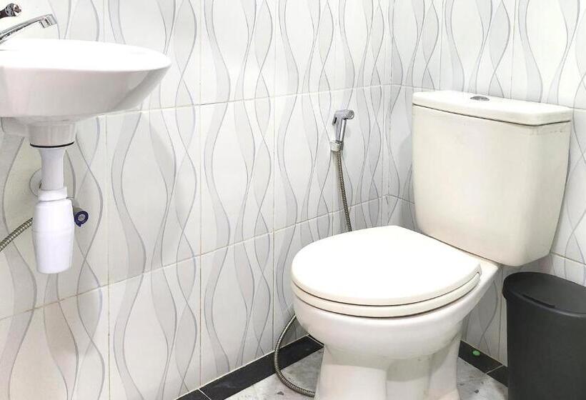 Номер Стандарт, Urbanview Hotel Syariah E Home Aeon Sentul City