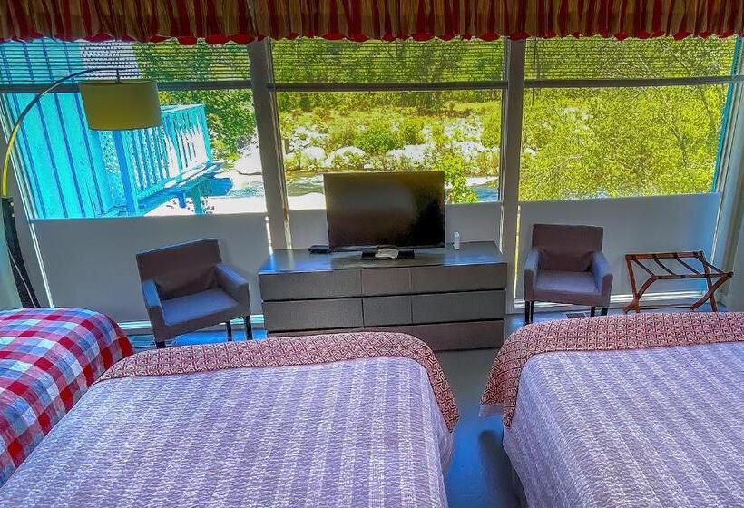Студия Deluxe, Rio Sierra Riverhouse