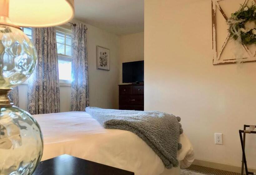 스탠다드 룸, The Little Italy Of Niagara Falls Bed & Breakfast