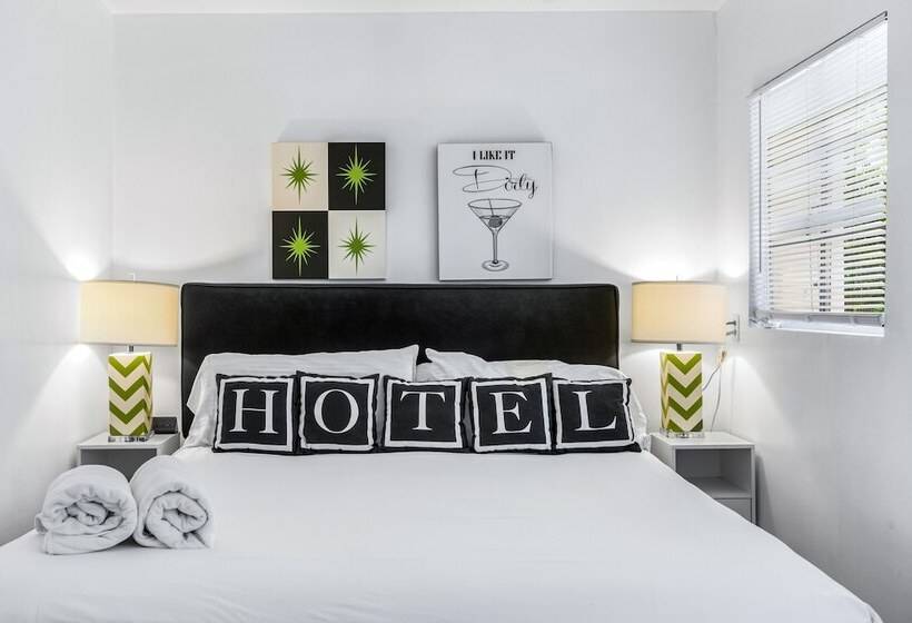 스위트, The Three Fifty Hotel, A Kirkwood Collection