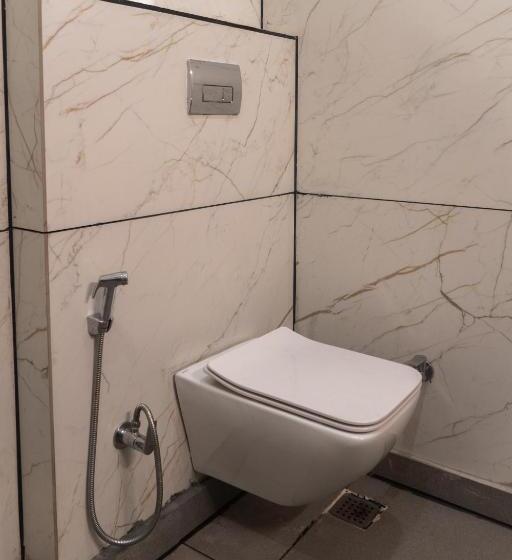 Номер Deluxe Кровать Кинг, The Lodgers Hotel Near India Expo Centre & Mart Greater Noida