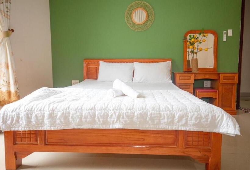 اتاق استاندارد با تخت بزرگ, Lux Hotel Villa Hồ Bơi