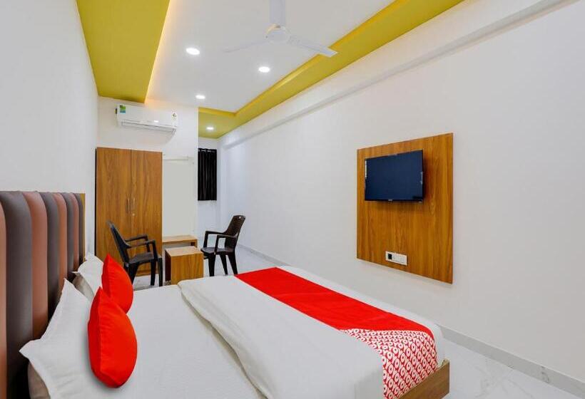 Трехместный Номер Классика, Oyo Hotel Raghav Palace