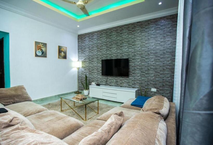 Апартаменты 1 Спальня, Matata Homes Airbnb