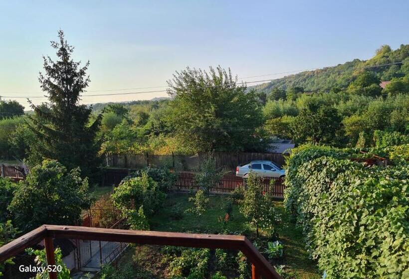 اتاق استاندارد با چشم‌انداز کوهستان, Casa Lumi