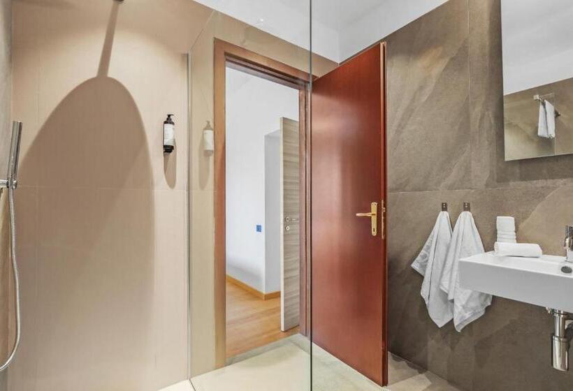 スタンダードルーム, Easy Stay Terni