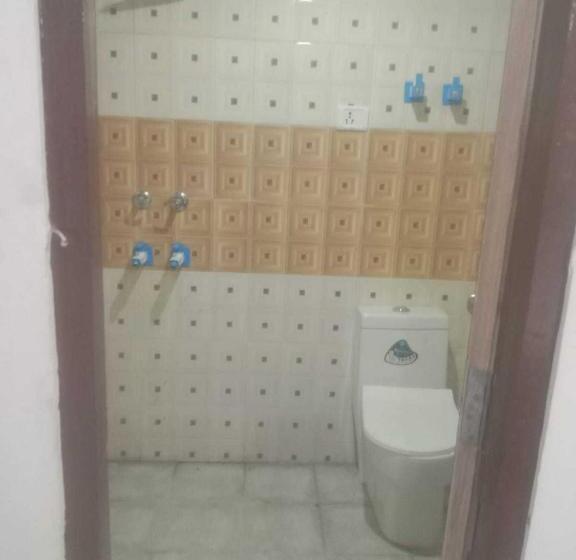 اتاق کلاسیک سه تخته, Flagship Sukoon Inn Hotel Near Johari Enclave Metro Station